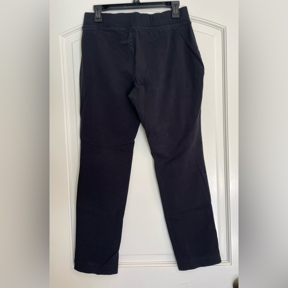 Lands' End Women's Black Straight-Leg Pull-On Pants - Picture 2 of 5